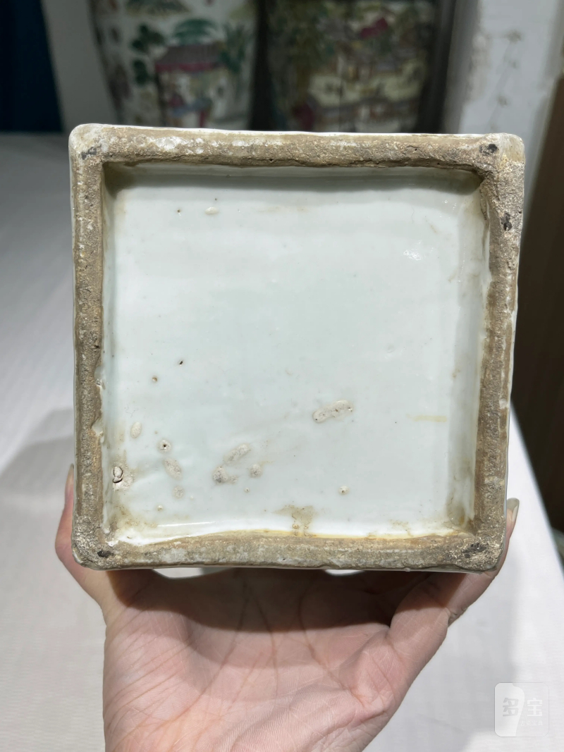 清代 粉彩人物纹瓷器一组十四件 - 图71
